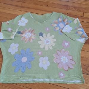 Floral V-Neck Sweater in Green